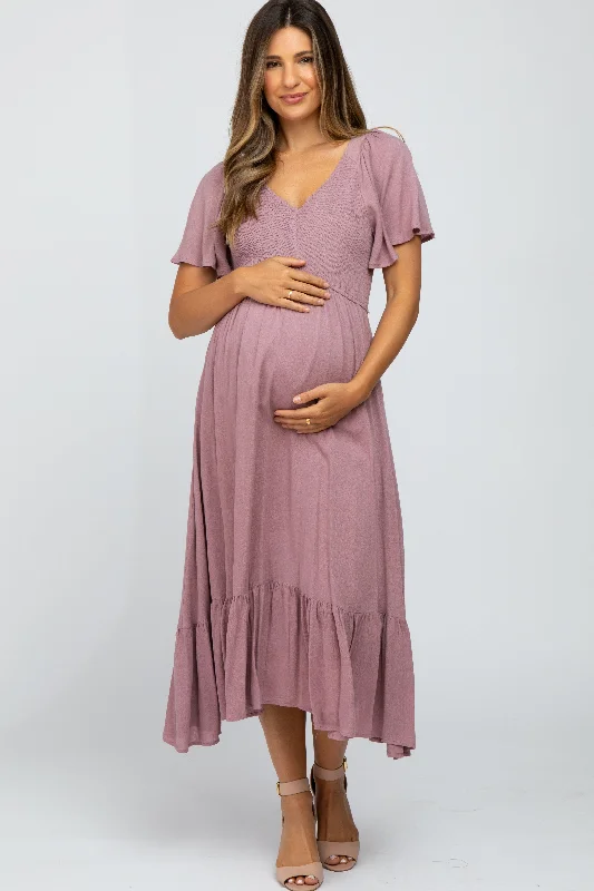 Maternity dress for a baby's first visit to the museum Mauve Smocked V-Neck Maternity Midi Dress Maternity dress for a baby's first visit to the museum Mauve Smocked V-Neck Maternity Midi Dress