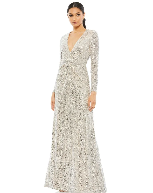 Maternity dress for a baby's first visit to the farm Mac Duggal 26552 Long Sleeve Formal Evening Dress Maternity dress for a baby's first visit to the farm Mac Duggal 26552 Long Sleeve Formal Evening Dress