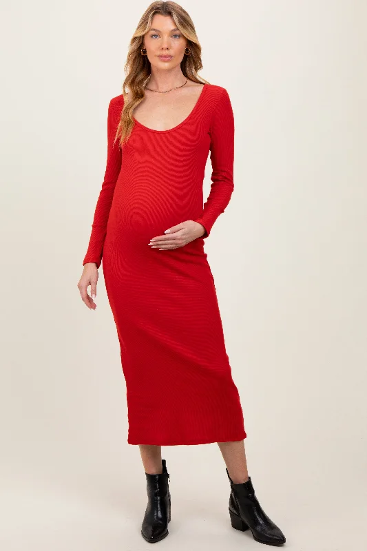 Maternity dress for a baby's first trip to the zoo Red Scoop Neck Long Sleeve Maternity Midi Dress Maternity dress for a baby's first trip to the zoo Red Scoop Neck Long Sleeve Maternity Midi Dress