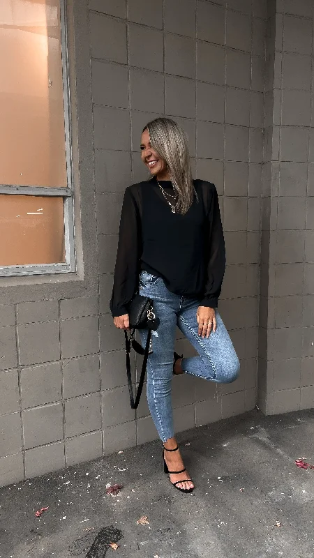 Plus Size Women's Snake - Print Tight Trousers in Brown and Black for a Bold Fashion StatementShine On Label Tomas Cropped Skinny Stepped Hem Jean Plus Size Women's Snake - Print Tight Trousers in Brown and Black for a Bold Fashion StatementShine On Label Tomas Cropped Skinny Stepped Hem Jean