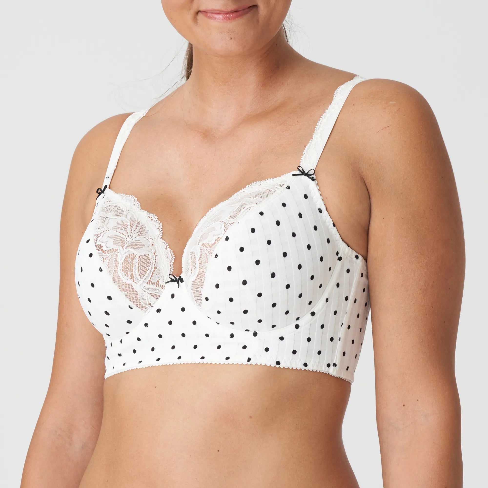 seamless women lingerie for a smooth appearanceMadison Coco Classic Longline Plunge Bra