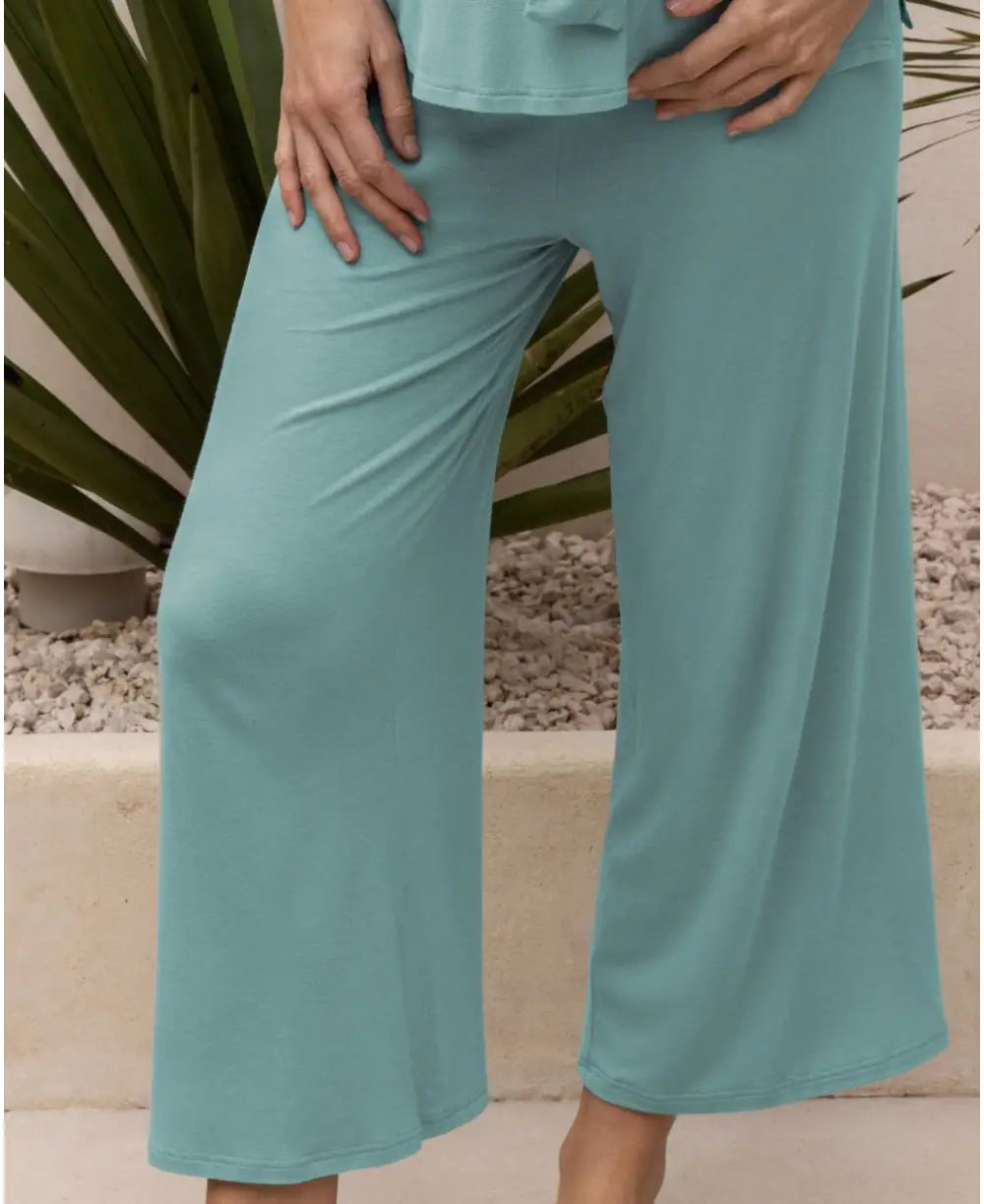 travel friendly women nursing braMaternity pants 7/8th Origin ocean