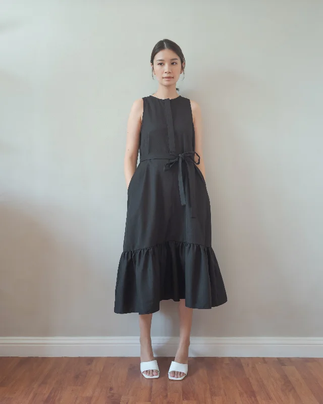 supportive eco - friendly women nursing braWalk Dress in Smokey Black