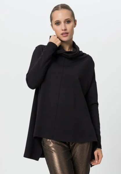 Women's Sequined Trimmed Sweater in Gold for a Glamorous Party LookTuzzi Long Sleeved Pullover Women's Sequined Trimmed Sweater in Gold for a Glamorous Party LookTuzzi Long Sleeved Pullover