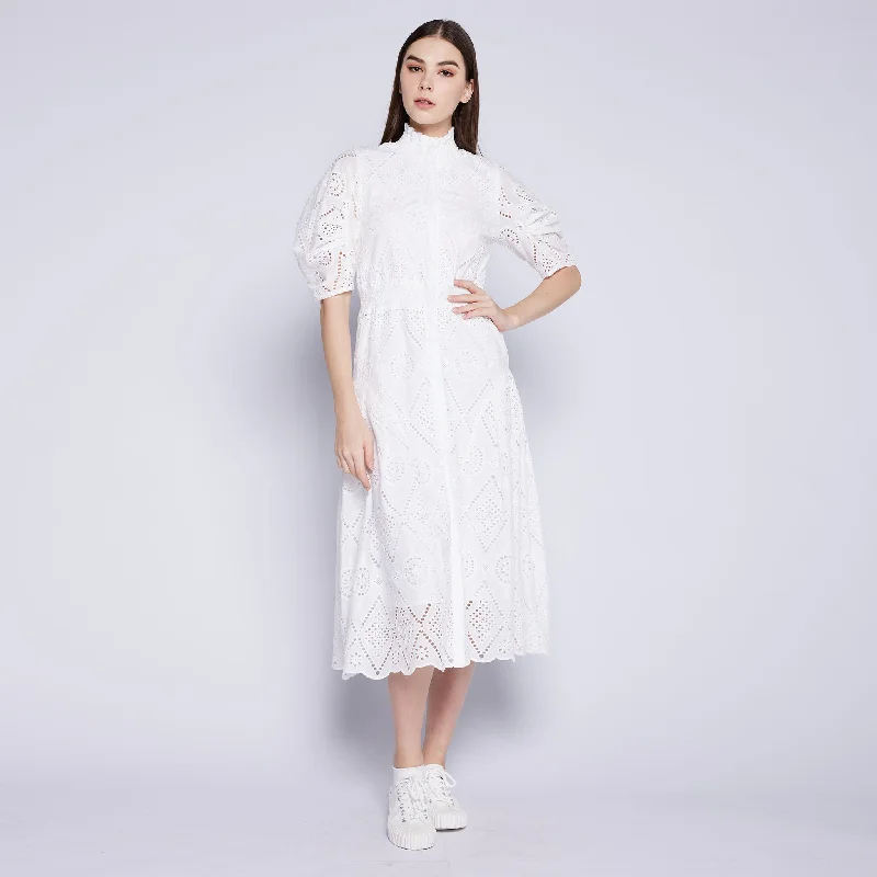 Halter Neck Women Dress to Show Off the Shoulders and Neckline Halter Neck Women Dress to Show Off the Shoulders and Neckline Eyelet Maxi Dress Halter Neck Women Dress to Show Off the Shoulders and Neckline Halter Neck Women Dress to Show Off the Shoulders and Neckline Eyelet Maxi Dress