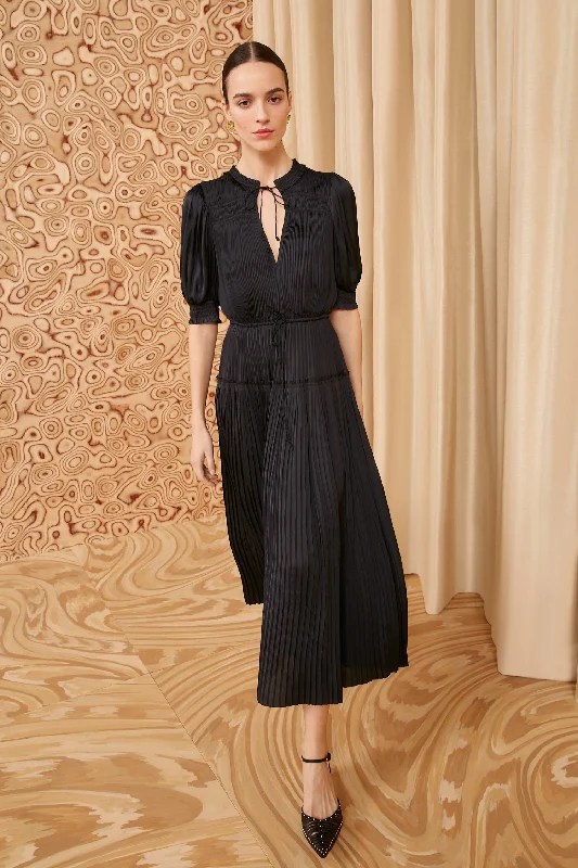 Maxi Women Dress with Floral Print for a Bohemian Vibe Maxi Women Dress with Floral Print for a Bohemian Vibe Ulla Johnson Astrid Dress Maxi Women Dress with Floral Print for a Bohemian Vibe Maxi Women Dress with Floral Print for a Bohemian Vibe Ulla Johnson Astrid Dress