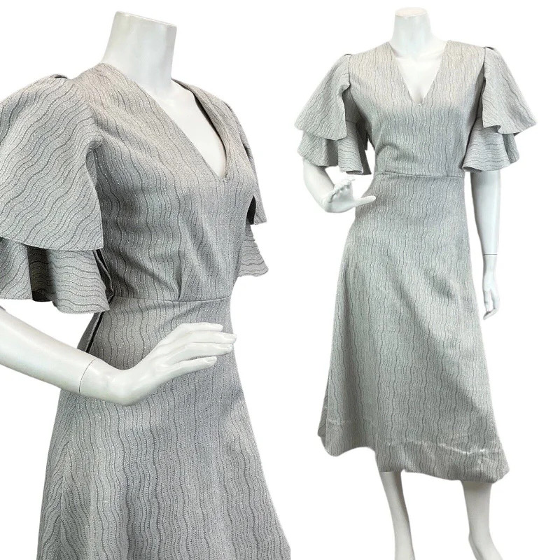 Ball Gown Women Dress with a Full Skirt for a Princess - like Look Ball Gown Women Dress with a Full Skirt for a Princess - like Look VINTAGE 60s 70s SILVER RUFFLED ANGEL SLEEVE DISCO PARTY EVENING MAXI DRESS 10 Ball Gown Women Dress with a Full Skirt for a Princess - like Look Ball Gown Women Dress with a Full Skirt for a Princess - like Look VINTAGE 60s 70s SILVER RUFFLED ANGEL SLEEVE DISCO PARTY EVENING MAXI DRESS 10
