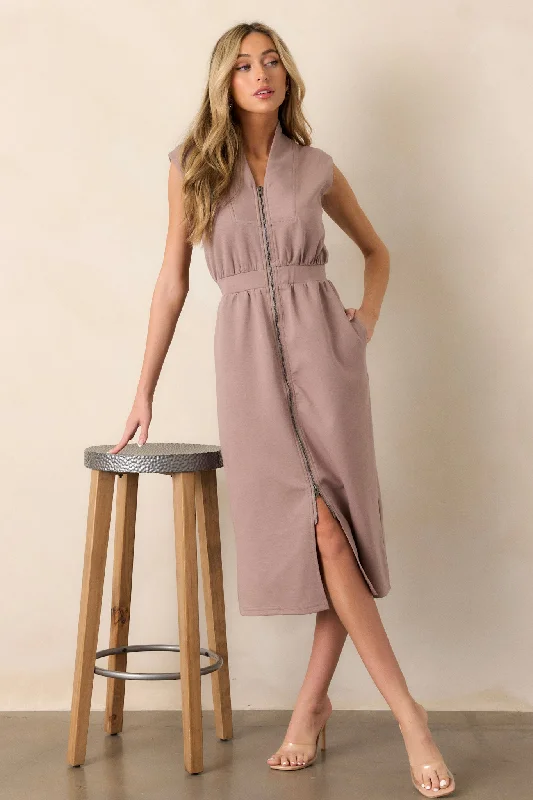 Midi dresses with pom - pom trims for a playful and festive lookDistant Sun Dark Taupe Sleeveless Midi Dress Midi dresses with pom - pom trims for a playful and festive lookDistant Sun Dark Taupe Sleeveless Midi Dress