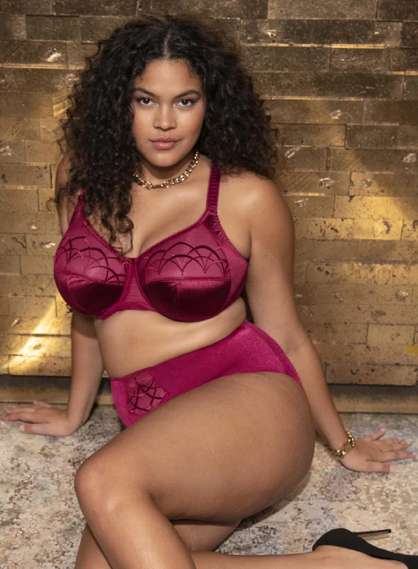 Women's bralettes with a soft, seamless styleElomi: Cate Underwired Full Cup Banded Bra Berry