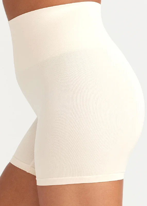 Women's bras with a silk blend for luxuryMona Shaping Short - Seamless
