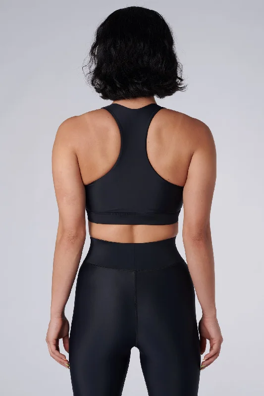 petite medium impact women sport braLiv Front Zip Sports Bra | Recycled Nylon | Black petite medium impact women sport braLiv Front Zip Sports Bra | Recycled Nylon | Black