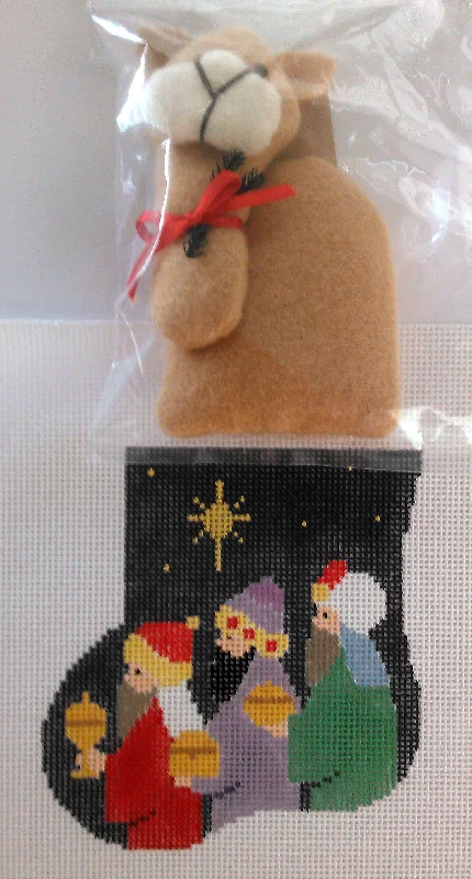 CM553 Three Wise Men Mini Sock with Camel Insert
