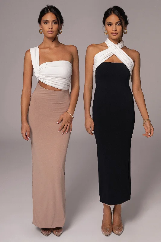 Maxi dresses with a wrap - around style for a customizable fitBlack/Beige Dominic Reversible Maxi Dress Maxi dresses with a wrap - around style for a customizable fitBlack/Beige Dominic Reversible Maxi Dress