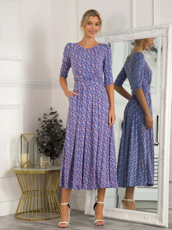 Maxi dresses with thin spaghetti straps for a delicate and feminine feelDorothy 3/4 Sleeve Maxi Dress, Blue Floral Maxi dresses with thin spaghetti straps for a delicate and feminine feelDorothy 3/4 Sleeve Maxi Dress, Blue Floral