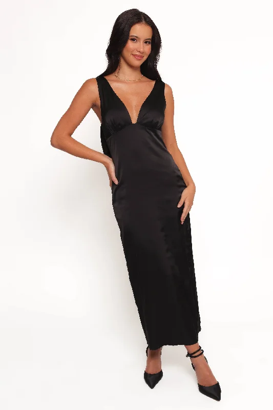 Cotton maxi dresses for a comfortable and everyday - wear optionLenora Maxi Dress - Black Cotton maxi dresses for a comfortable and everyday - wear optionLenora Maxi Dress - Black