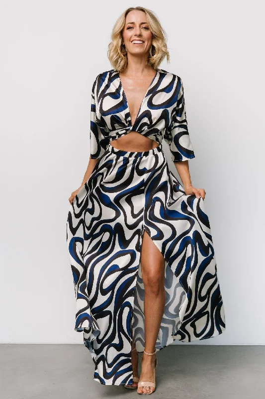 Metallic maxi dresses for a glamorous New Year's Eve partyStella Maxi Dress | Ivory Multi Print Metallic maxi dresses for a glamorous New Year's Eve partyStella Maxi Dress | Ivory Multi Print