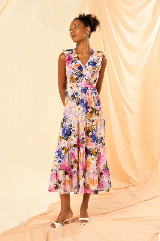 Maxi dresses with an empire waist for a flattering fit on all body typesElise Tiered A-Line Maxi Dress Maxi dresses with an empire waist for a flattering fit on all body typesElise Tiered A-Line Maxi Dress