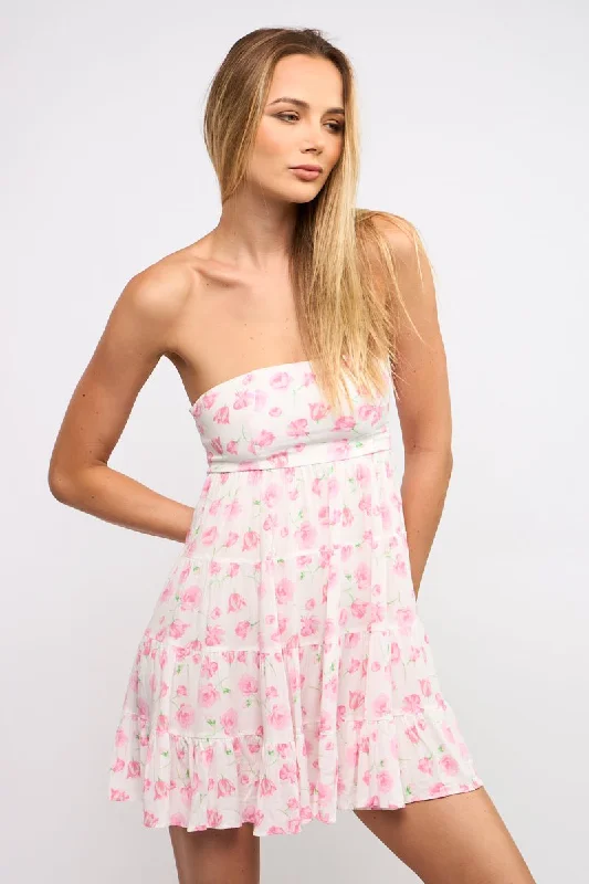 Ruffled mini dresses for a romantic touchAvery Pink Rose Floral Strapless Mini Dress Ruffled mini dresses for a romantic touchAvery Pink Rose Floral Strapless Mini Dress