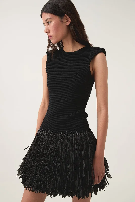 Mini dresses with embroidered details for a unique touchRushes Raffia Knit Mini Dress Mini dresses with embroidered details for a unique touchRushes Raffia Knit Mini Dress