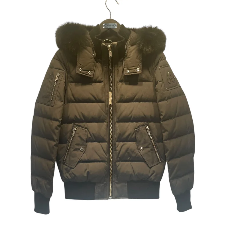 Checkered women's wool coats in a classic pattern for a timeless styleMOOSE KNUCKLES/Puffer Jkt/M/Nylon/GRY/BLK FUR NECK/DRK GRY/SILVER Checkered women's wool coats in a classic pattern for a timeless styleMOOSE KNUCKLES/Puffer Jkt/M/Nylon/GRY/BLK FUR NECK/DRK GRY/SILVER