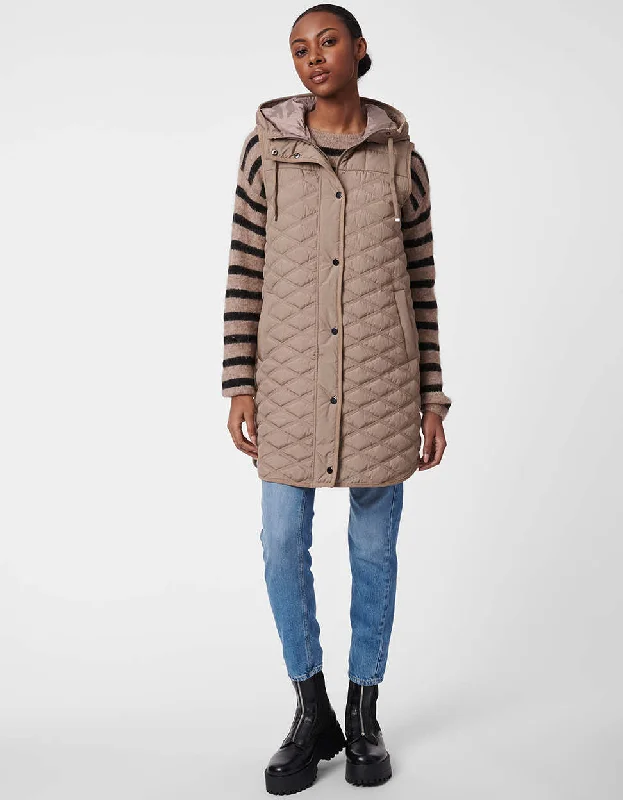 Women's cropped leather coats with silver studs for an edgy lookCity Slicker Puffer Vest Women's cropped leather coats with silver studs for an edgy lookCity Slicker Puffer Vest