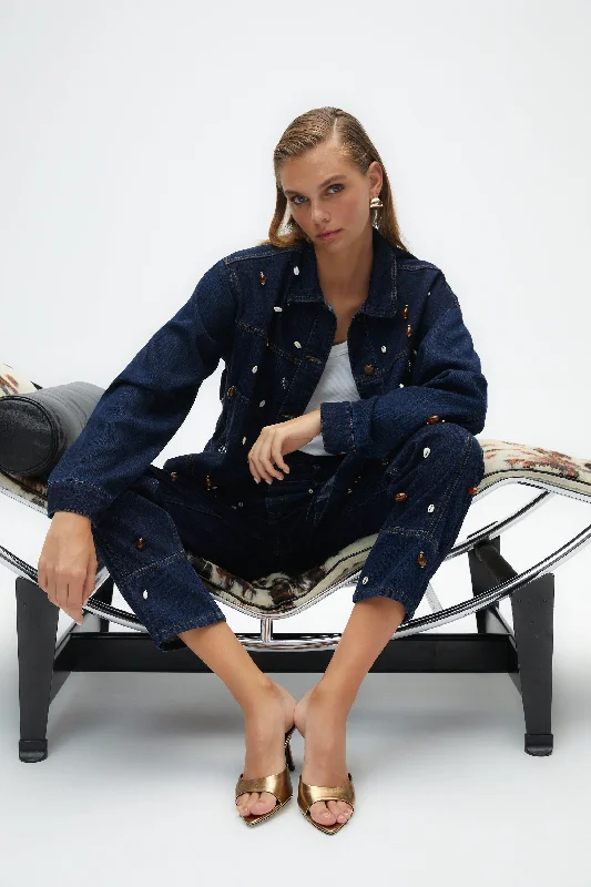 Oversized women's wool coats in a monochromatic look for a trendy outfitSeashell Designed Jean Jacket Oversized women's wool coats in a monochromatic look for a trendy outfitSeashell Designed Jean Jacket