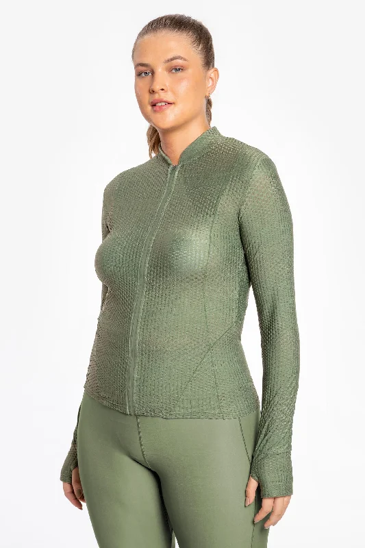 Oversized women's wool coats in a monochromatic look for a trendy outfitSlim Run Jacket Oversized women's wool coats in a monochromatic look for a trendy outfitSlim Run Jacket